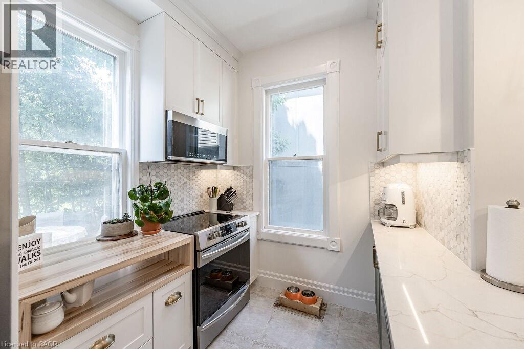 69 Ahrens Street W, Kitchener, Ontario  N2H 4B8 - Photo 23 - 40788938