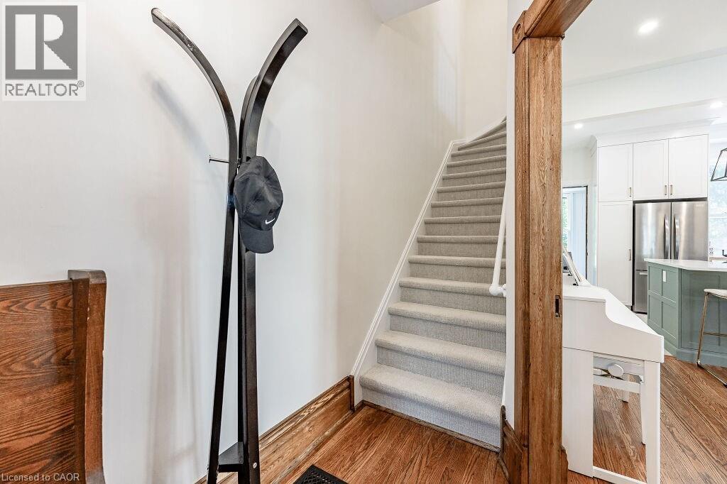 69 Ahrens Street W, Kitchener, Ontario  N2H 4B8 - Photo 28 - 40788938