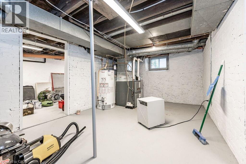 69 Ahrens Street W, Kitchener, Ontario  N2H 4B8 - Photo 41 - 40788938