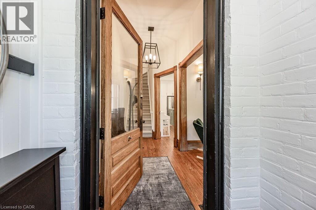 69 Ahrens Street W, Kitchener, Ontario  N2H 4B8 - Photo 9 - 40788938