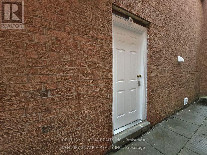 76 Carisbrooke Square, Toronto, Ontario  M1B 4M4 - Photo 3 - E12562520