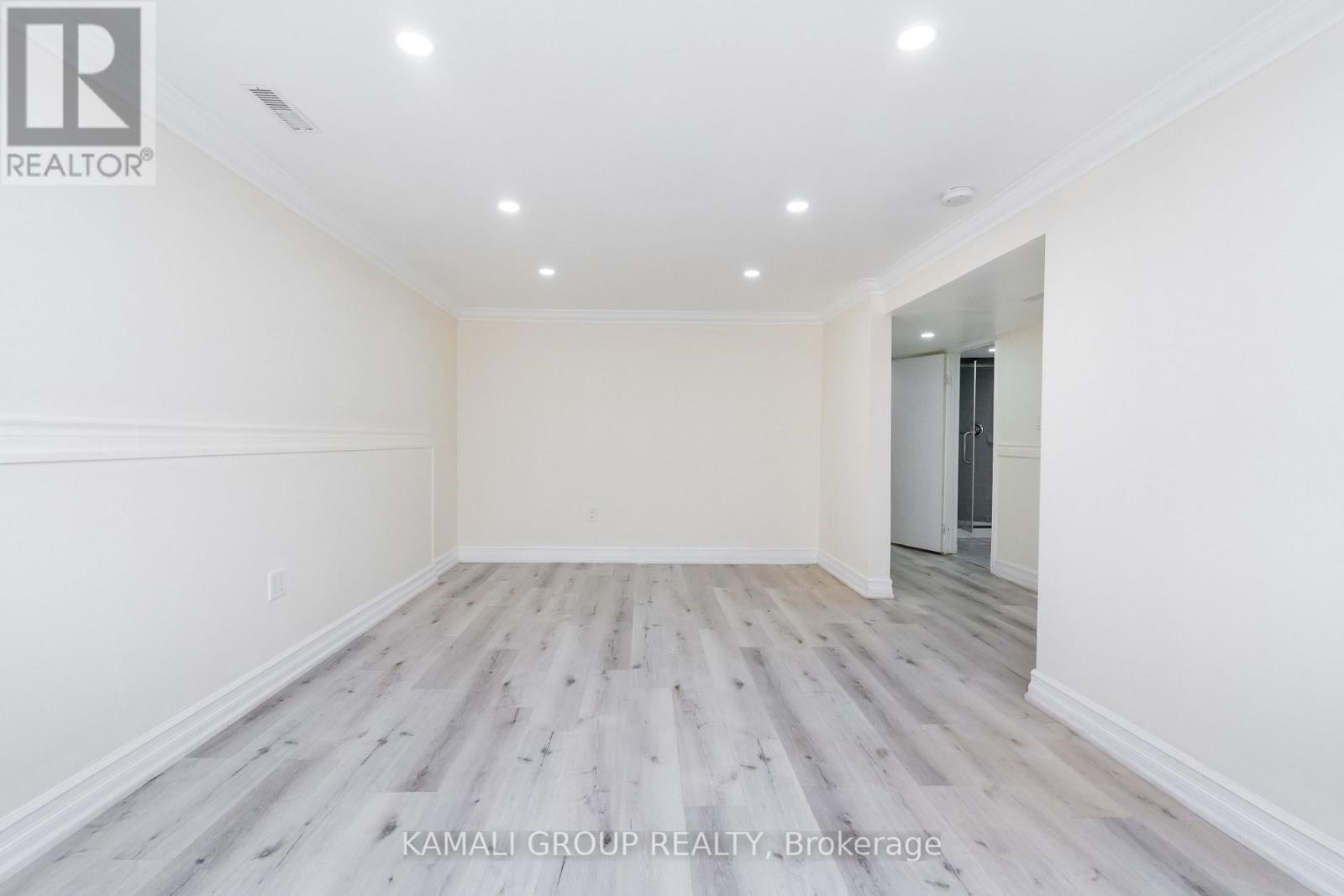 Bsmt - 315 Bunting Road, St. Catharines, Ontario  L2M 3Y4 - Photo 11 - X12547196