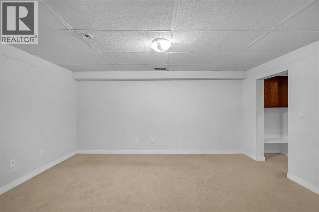 172 Templehill Drive Ne, Calgary, Alberta  T1Y 4M2 - Photo 26 - A2270725