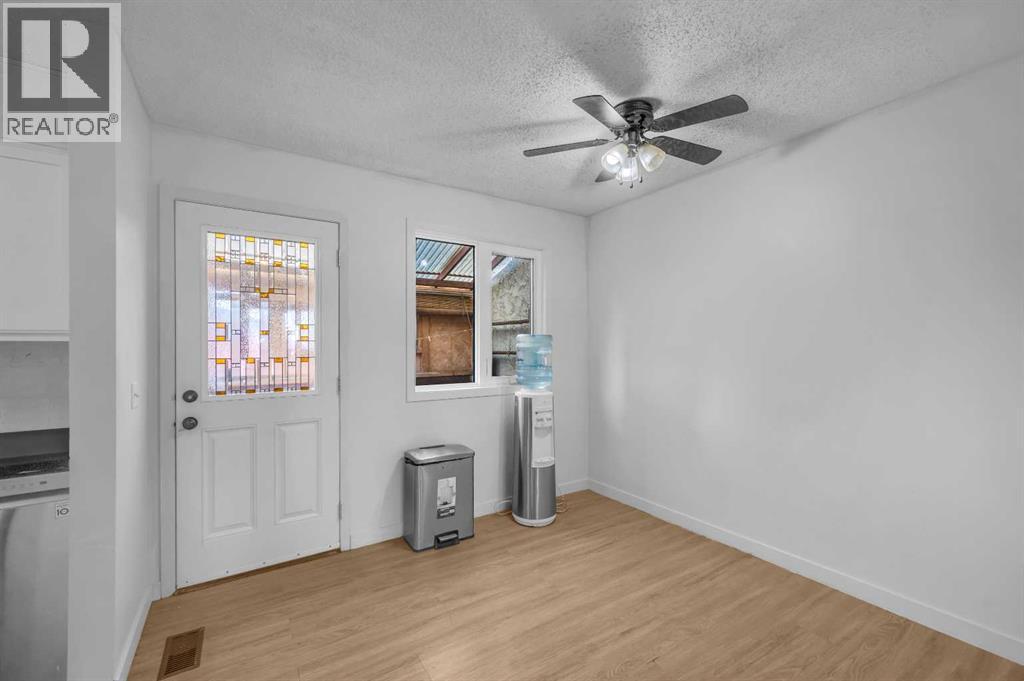 172 Templehill Drive Ne, Calgary, Alberta  T1Y 4M2 - Photo 8 - A2270725