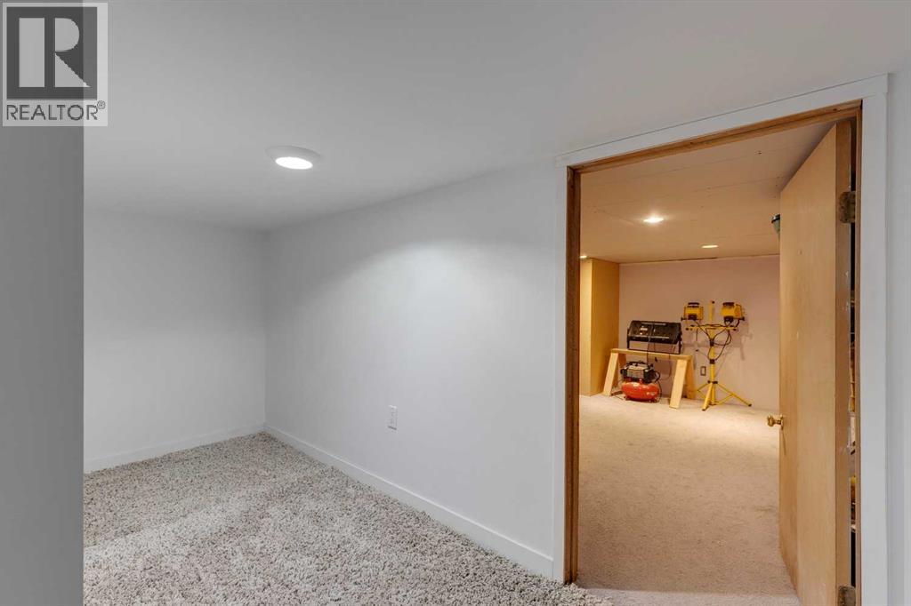 55 Bermuda Place Nw, Calgary, Alberta  T3K 1H4 - Photo 34 - A2271375