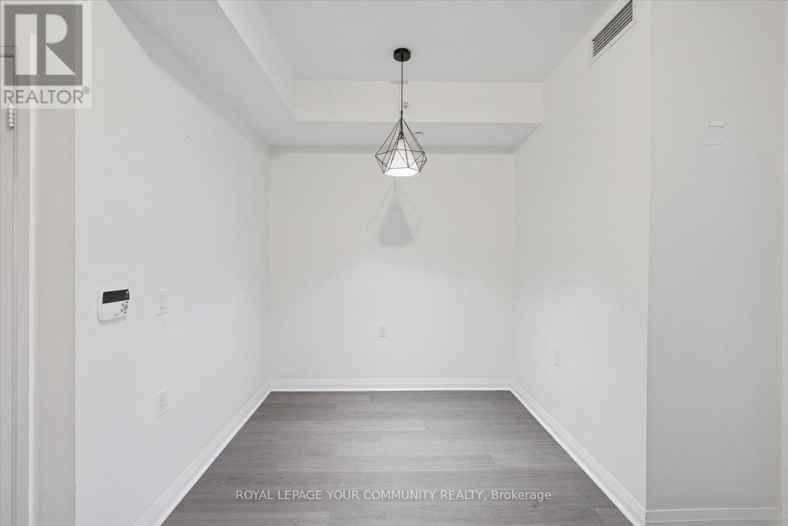 509 - 55 Oneida Crescent, Richmond Hill, Ontario  L4B 0E8 - Photo 11 - N12562458