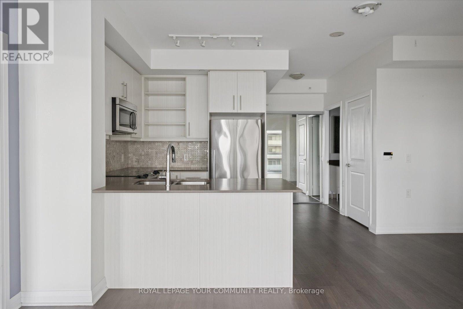 509 - 55 Oneida Crescent, Richmond Hill, Ontario  L4B 0E8 - Photo 9 - N12562458