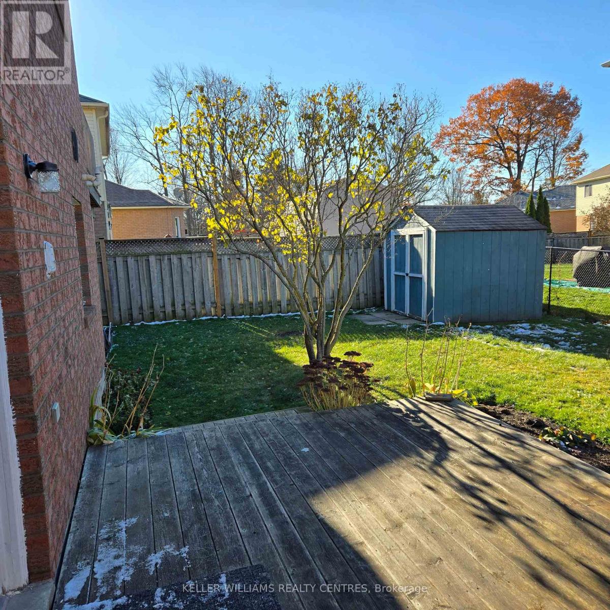 17 Iveagh Drive, Georgina, Ontario  L4P 3X1 - Photo 21 - N12562548