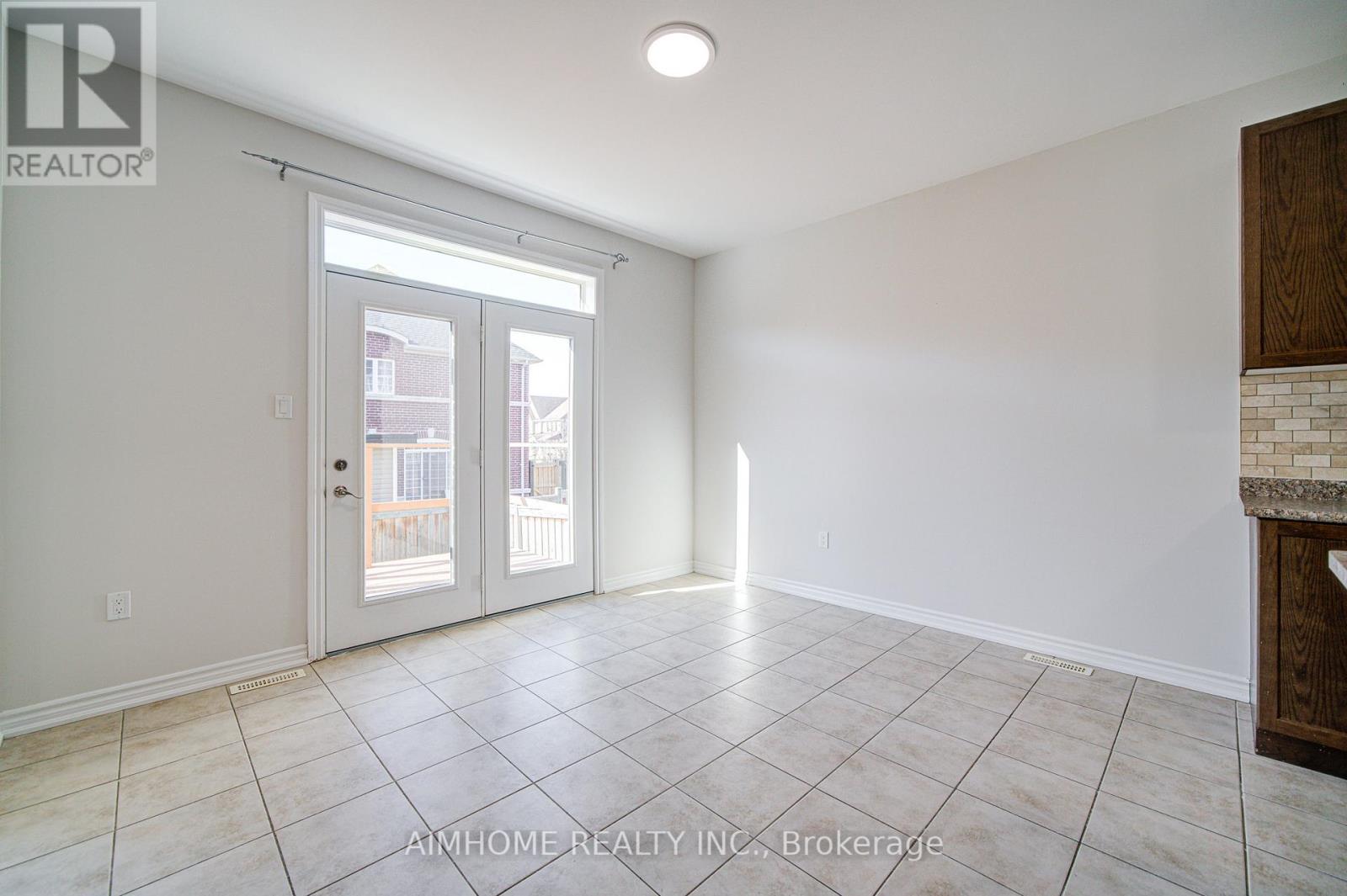 29 Bamburg Street N, Georgina, Ontario  L0E 1R0 - Photo 16 - N12562552