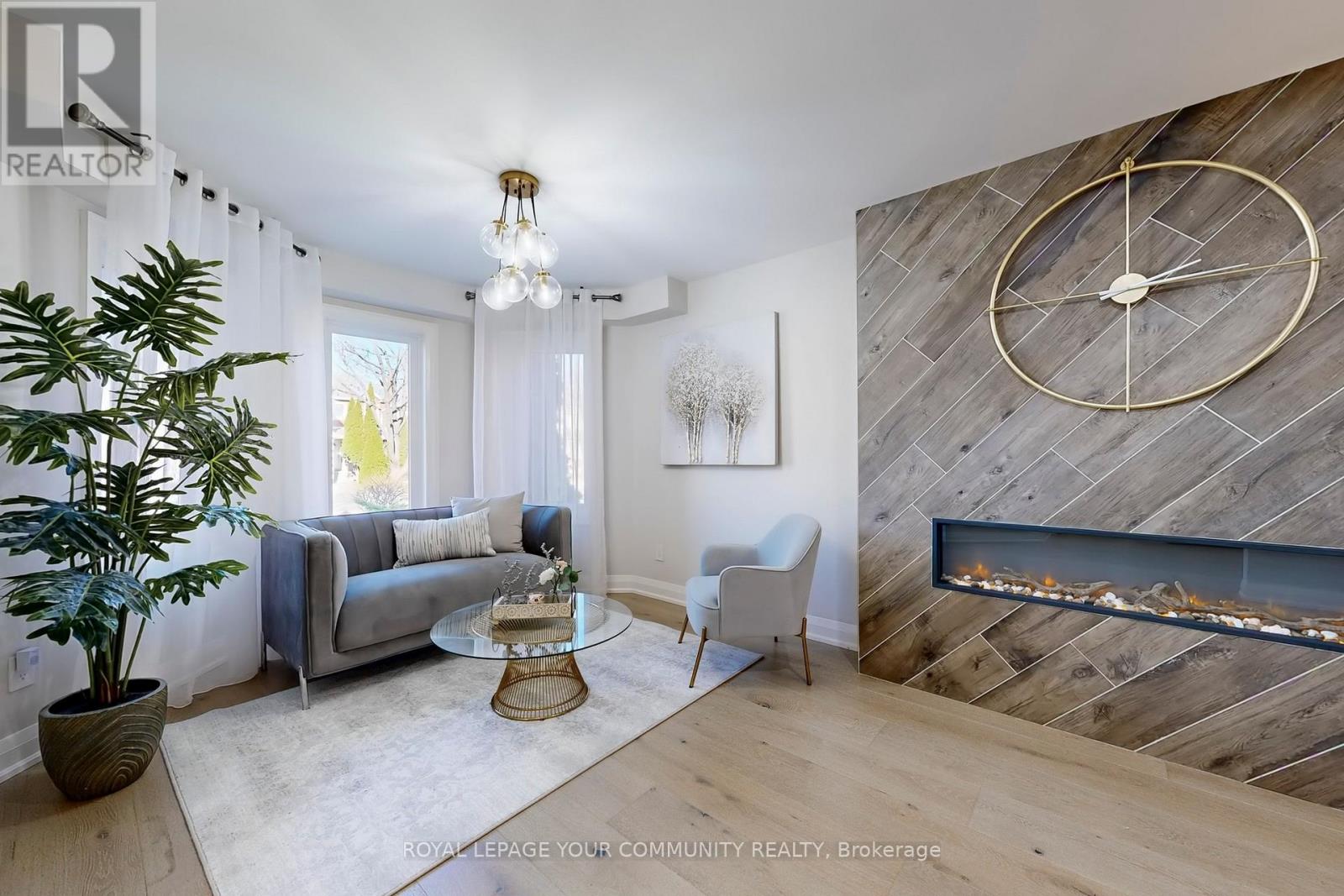 236 Thornway Avenue, Vaughan, Ontario  L4J 7X8 - Photo 2 - N12562574