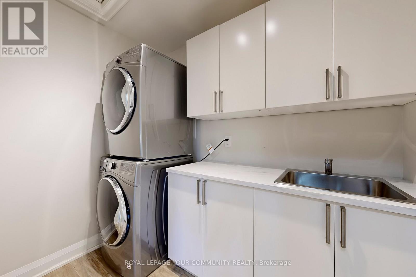 236 Thornway Avenue, Vaughan, Ontario  L4J 7X8 - Photo 28 - N12562574