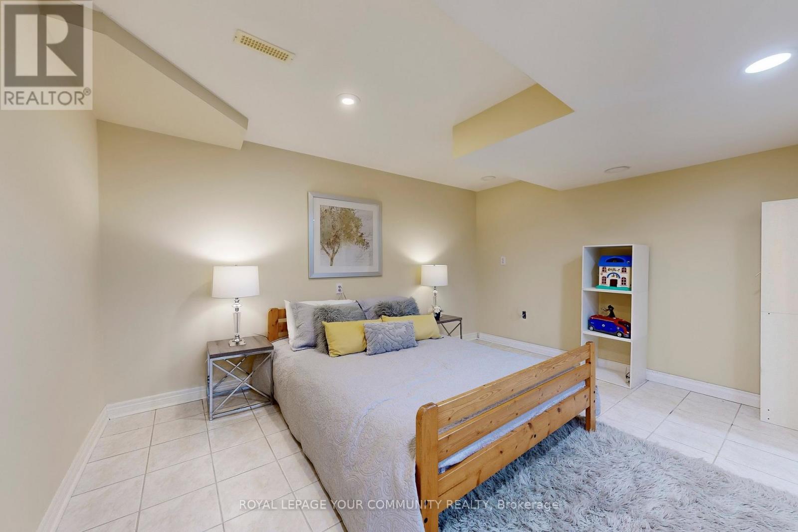 236 Thornway Avenue, Vaughan, Ontario  L4J 7X8 - Photo 31 - N12562574