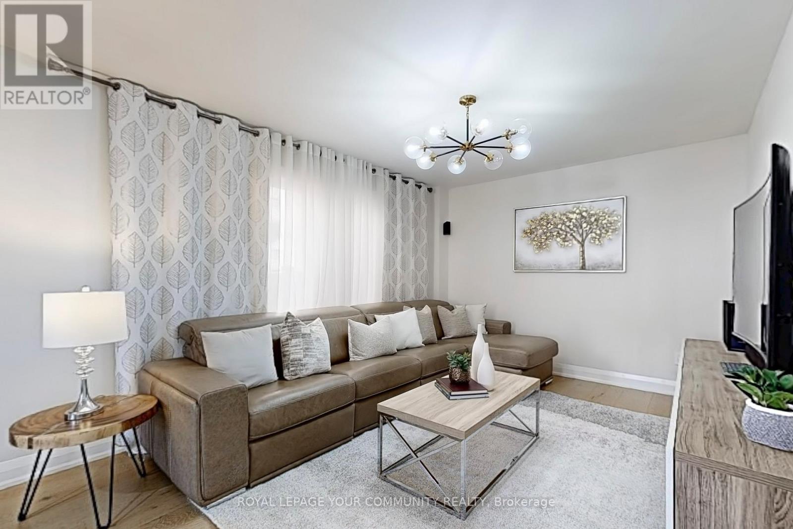 236 Thornway Avenue, Vaughan, Ontario  L4J 7X8 - Photo 5 - N12562574