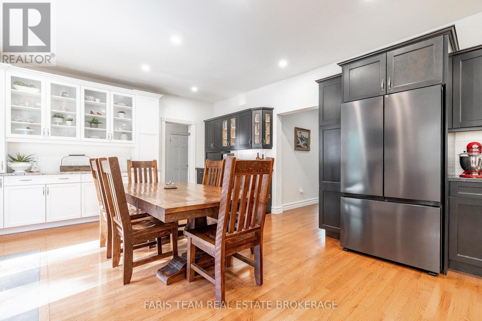 7 Bailey Crescent, Tiny, Ontario  L0L 2T0 - Photo 12 - S12562450