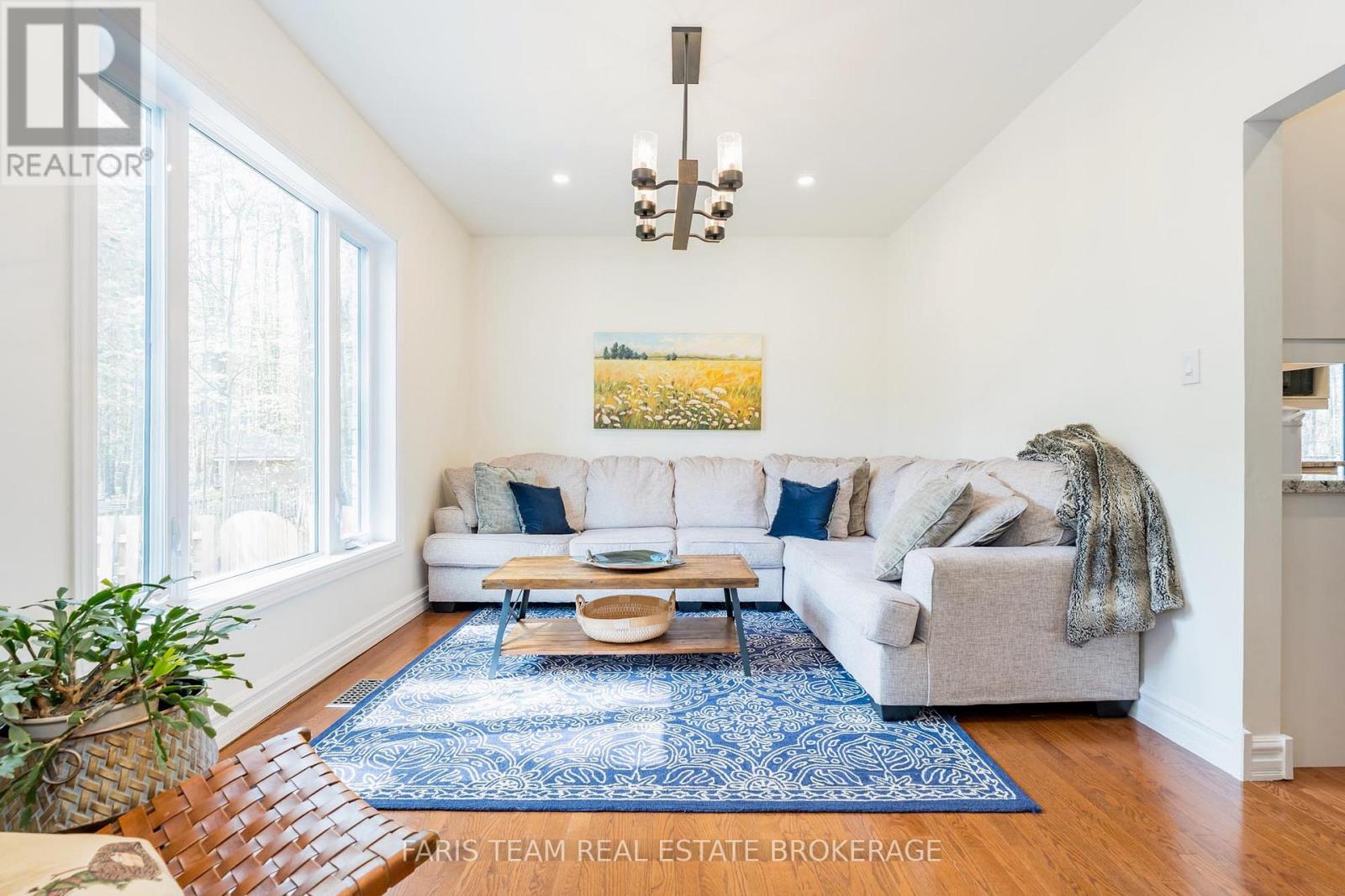 7 Bailey Crescent, Tiny, Ontario  L0L 2T0 - Photo 21 - S12562450