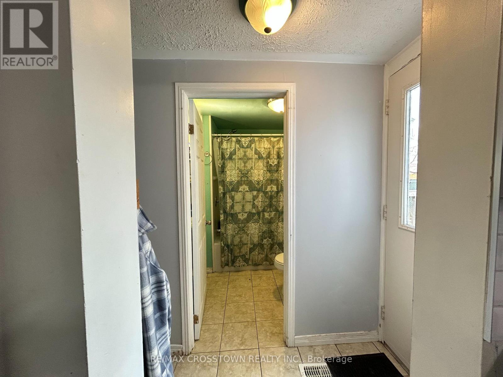 661 Fourth Avenue, Tay, Ontario  L0K 1R0 - Photo 11 - S12562478