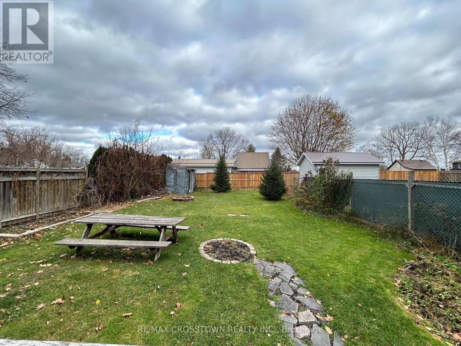 661 Fourth Avenue, Tay, Ontario  L0K 1R0 - Photo 14 - S12562478