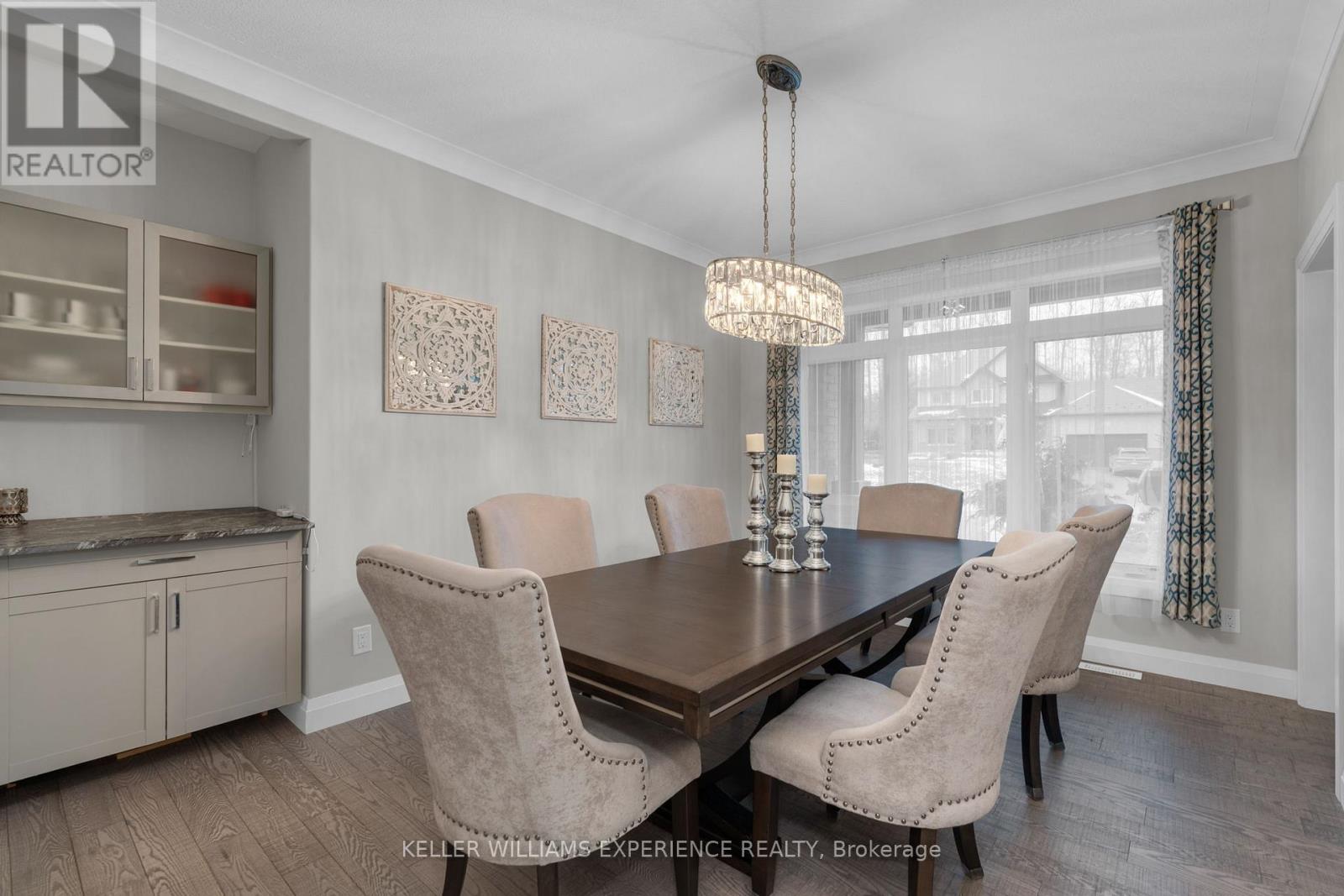 17 Black Creek Trail, Springwater, Ontario  L9X 0J2 - Photo 10 - S12562500