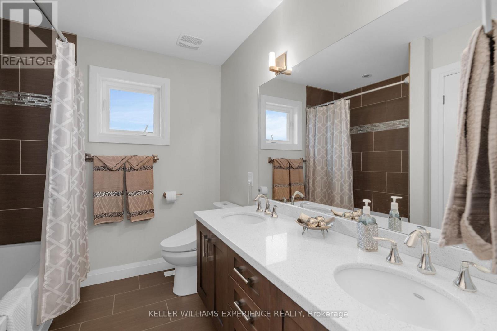 17 Black Creek Trail, Springwater, Ontario  L9X 0J2 - Photo 12 - S12562500