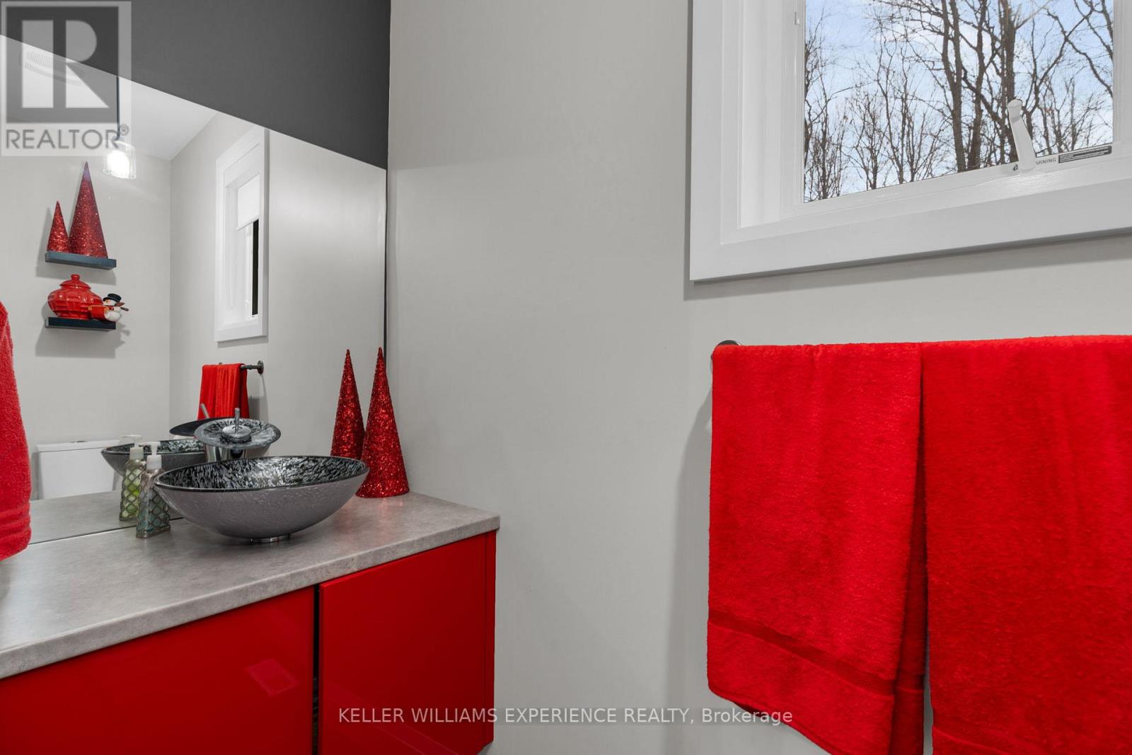 17 Black Creek Trail, Springwater, Ontario  L9X 0J2 - Photo 9 - S12562500