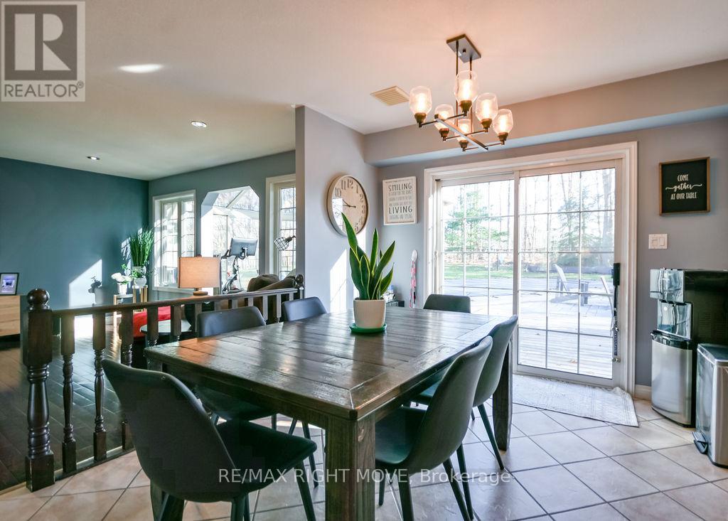 2027 Millwood Road, Severn, Ontario  L3V 0V6 - Photo 12 - S12562556