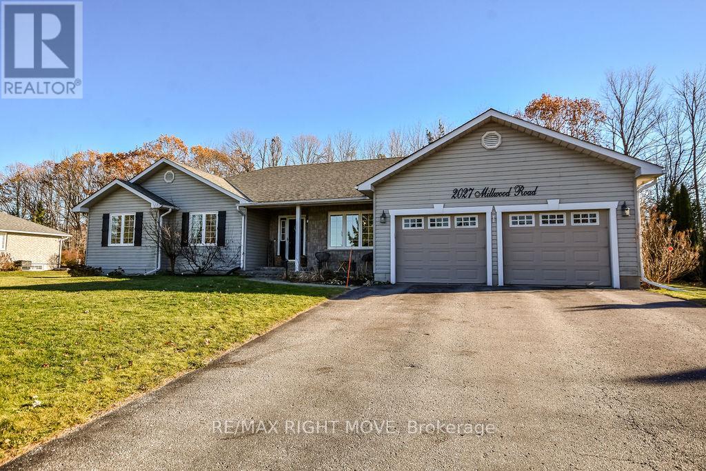 2027 Millwood Road, Severn, Ontario  L3V 0V6 - Photo 2 - S12562556