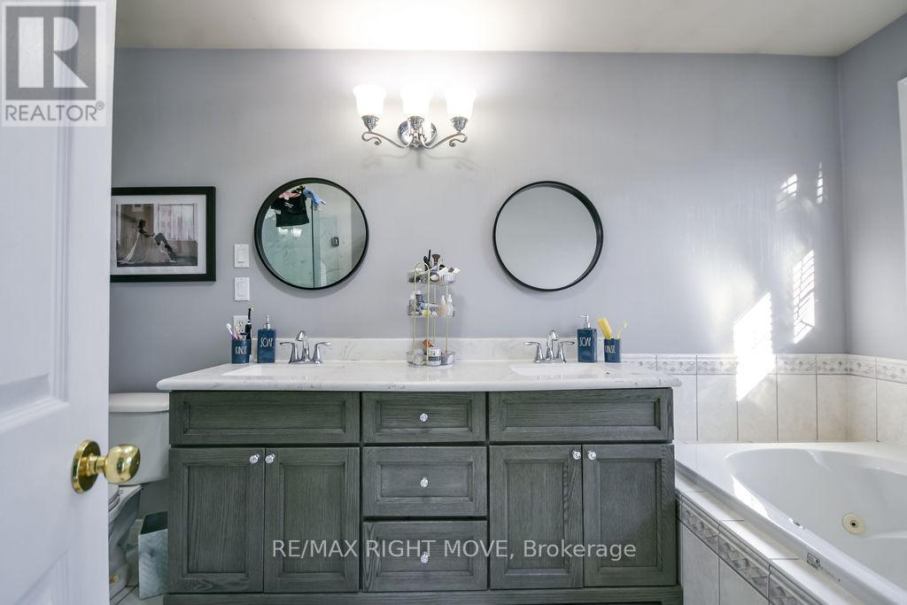 2027 Millwood Road, Severn, Ontario  L3V 0V6 - Photo 21 - S12562556