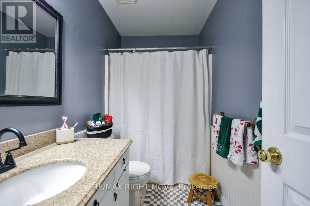 2027 Millwood Road, Severn, Ontario  L3V 0V6 - Photo 27 - S12562556