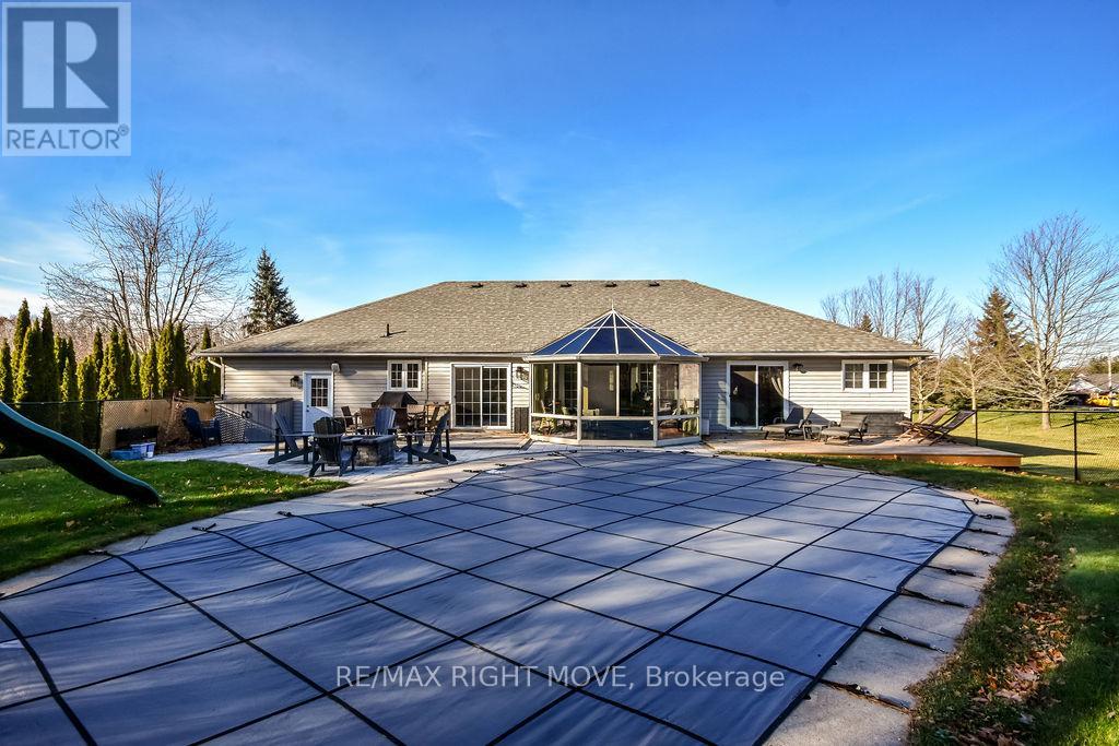 2027 Millwood Road, Severn, Ontario  L3V 0V6 - Photo 39 - S12562556