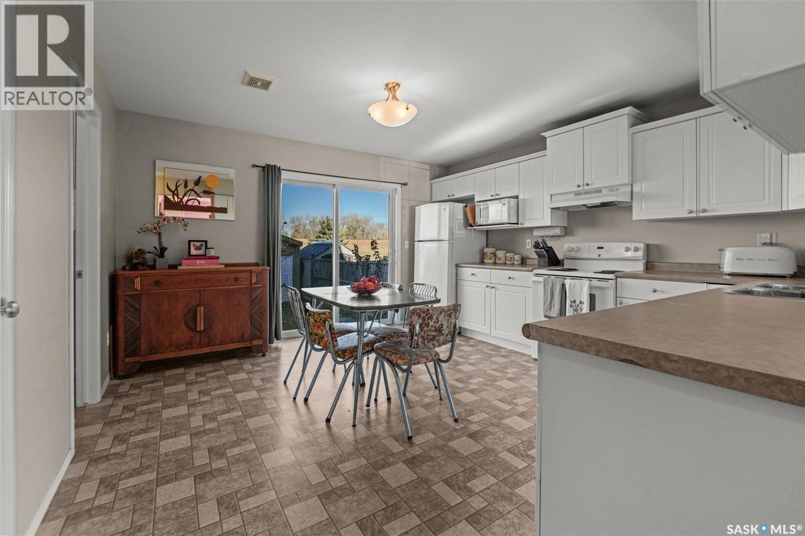 215 Rutherford Crescent, Saskatoon, Saskatchewan  S7N 4X6 - Photo 8 - SK024331