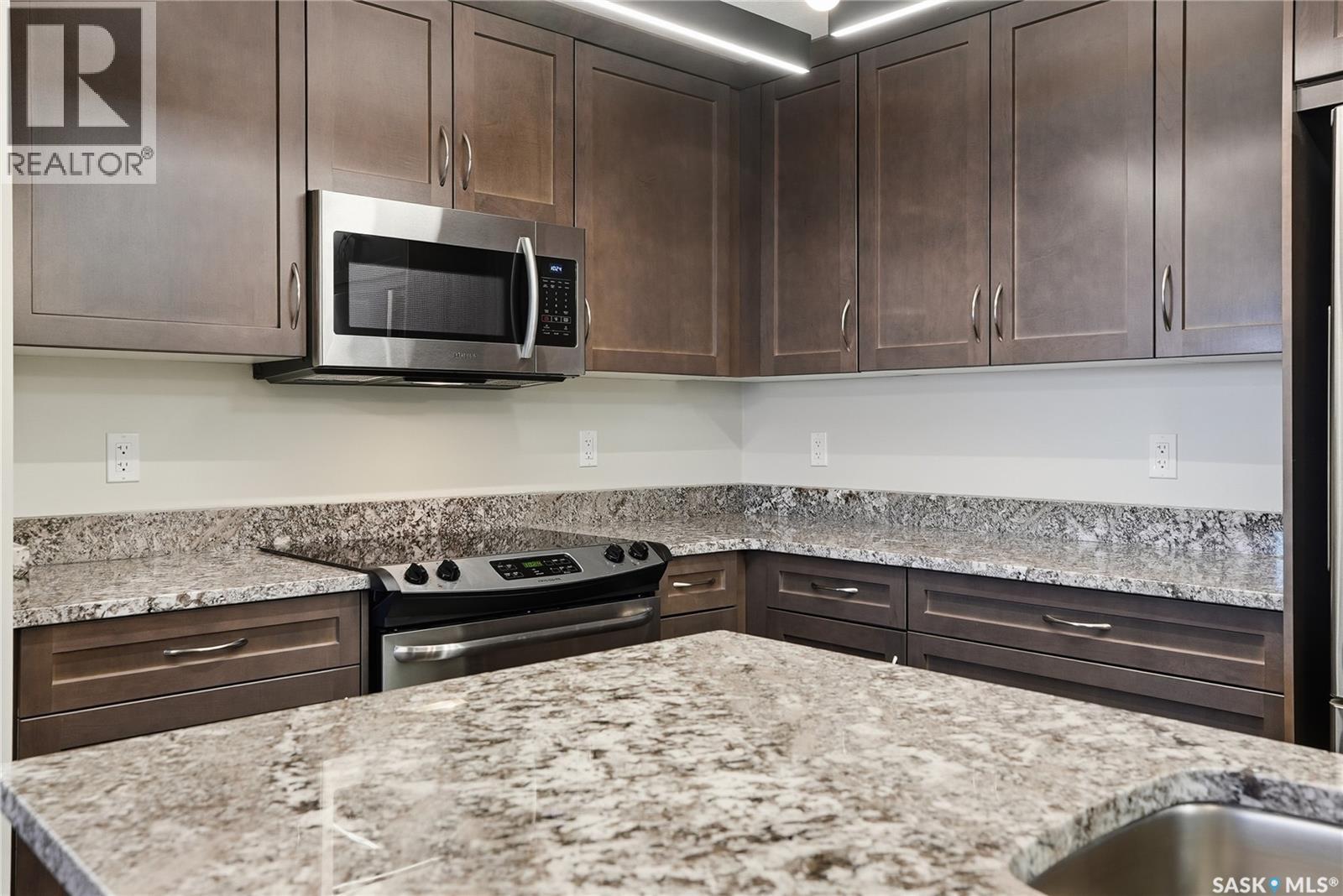 325 121 Willowgrove Crescent, Saskatoon, Saskatchewan  S7W 0R1 - Photo 9 - SK024319