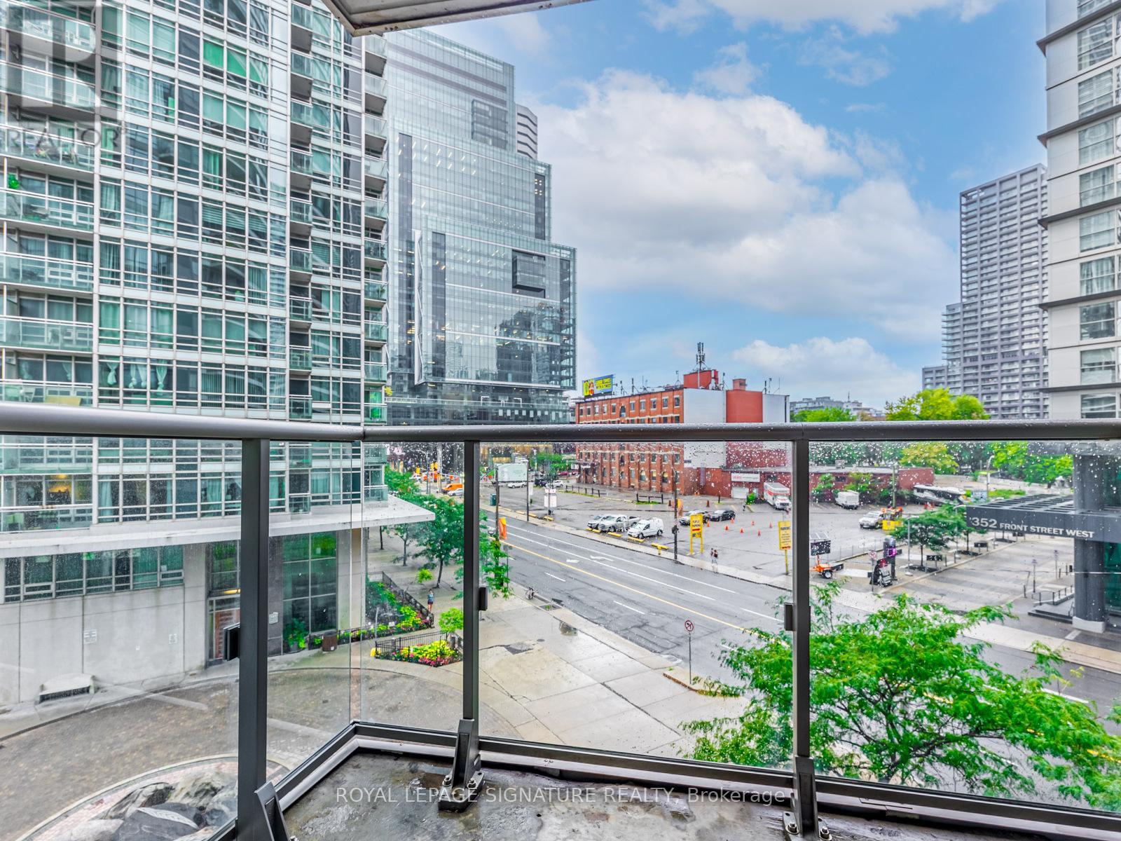 501 - 373 Front Street W, Toronto, Ontario  M5V 3R7 - Photo 23 - C12433140