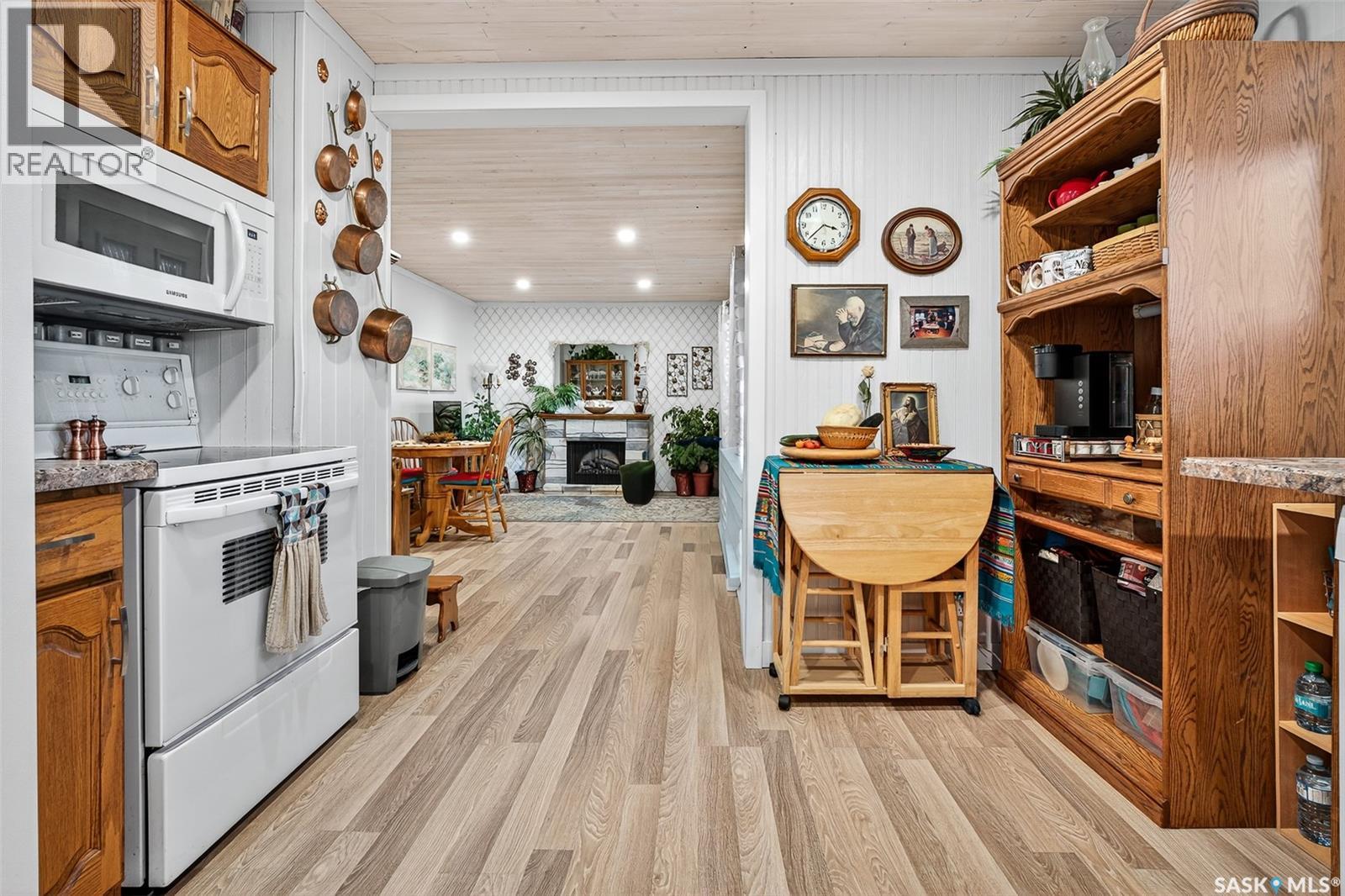 1005 Vaughan Street, Moose Jaw, Saskatchewan  S6H 5P1 - Photo 5 - SK024225