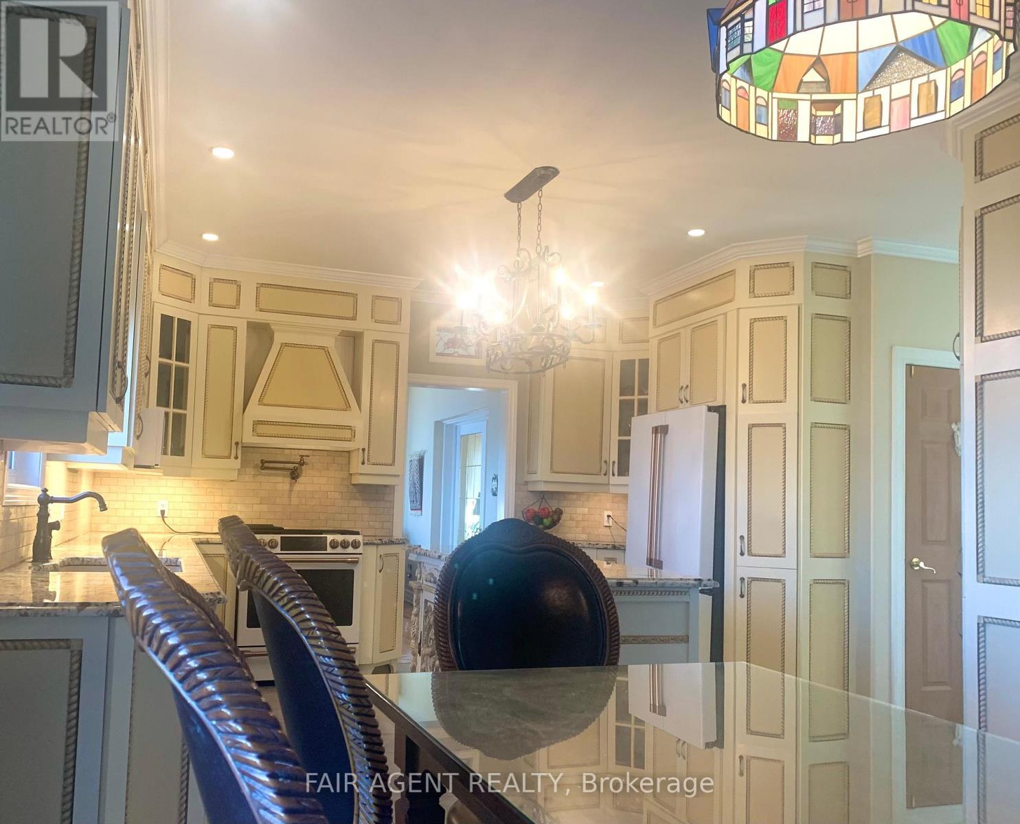 164 Baillie Avenue, Ottawa, Ontario  K0A 3M0 - Photo 10 - X12543334