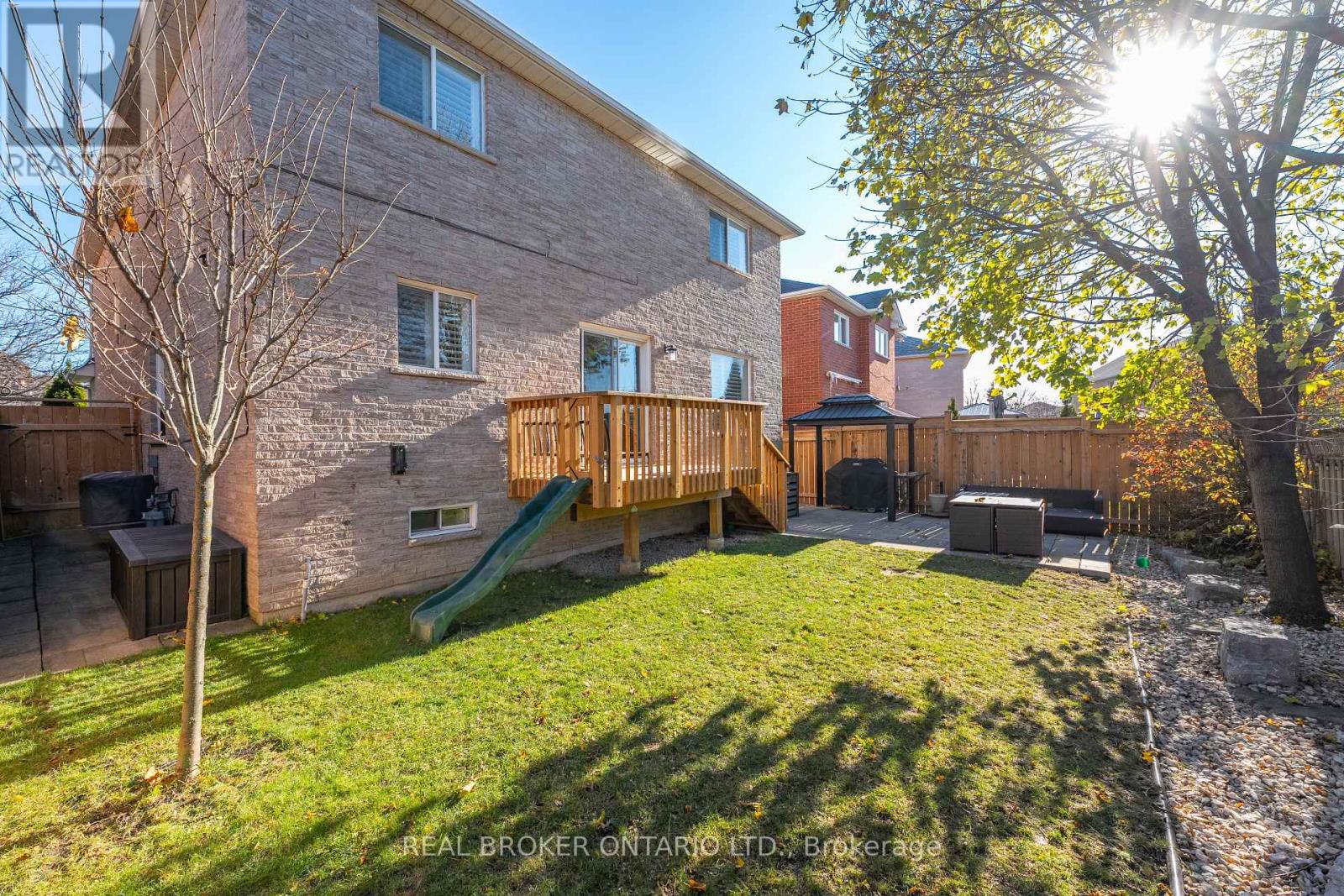 170 St Joan Of Arc Avenue, Vaughan, Ontario  L6A 3B8 - Photo 43 - N12535008