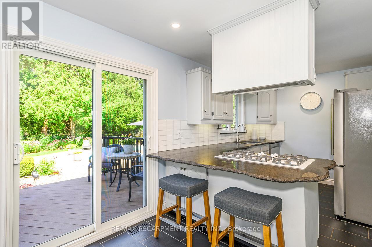 6487 Panton Street, Burlington, Ontario  L7P 0L7 - Photo 12 - W12562472