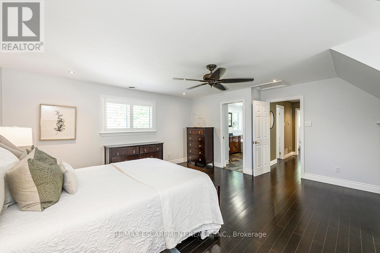 6487 Panton Street, Burlington, Ontario  L7P 0L7 - Photo 25 - W12562472