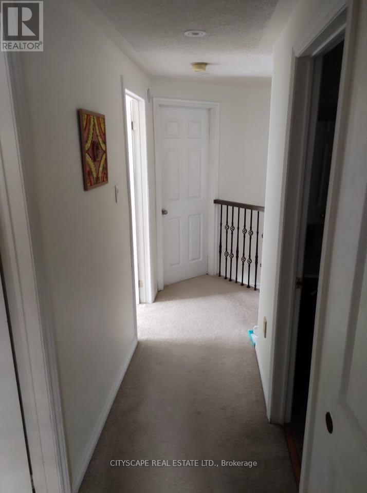 11 Trammell Lane, Brampton, Ontario  L6Y 4J2 - Photo 12 - W12562480