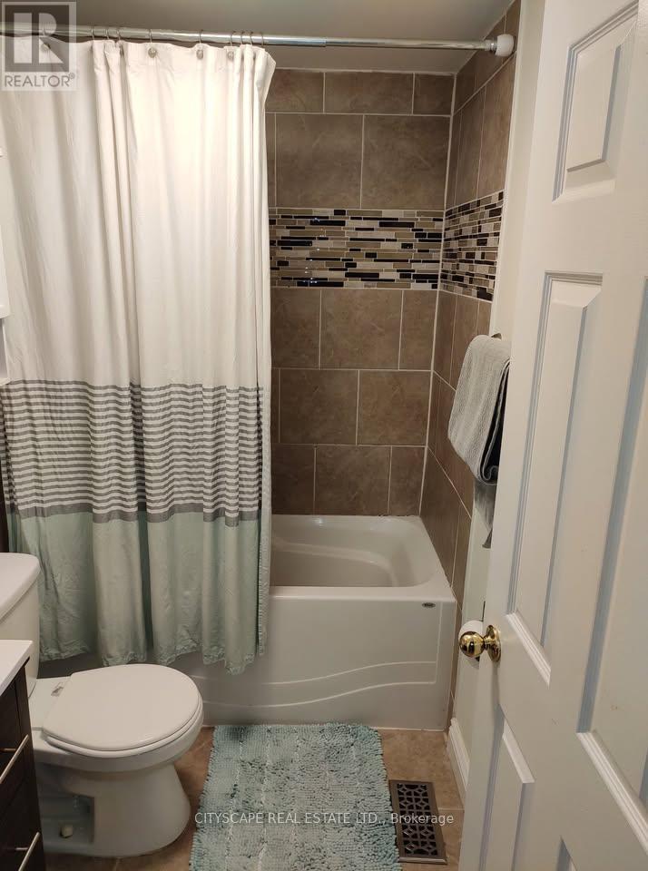 11 Trammell Lane, Brampton, Ontario  L6Y 4J2 - Photo 18 - W12562480