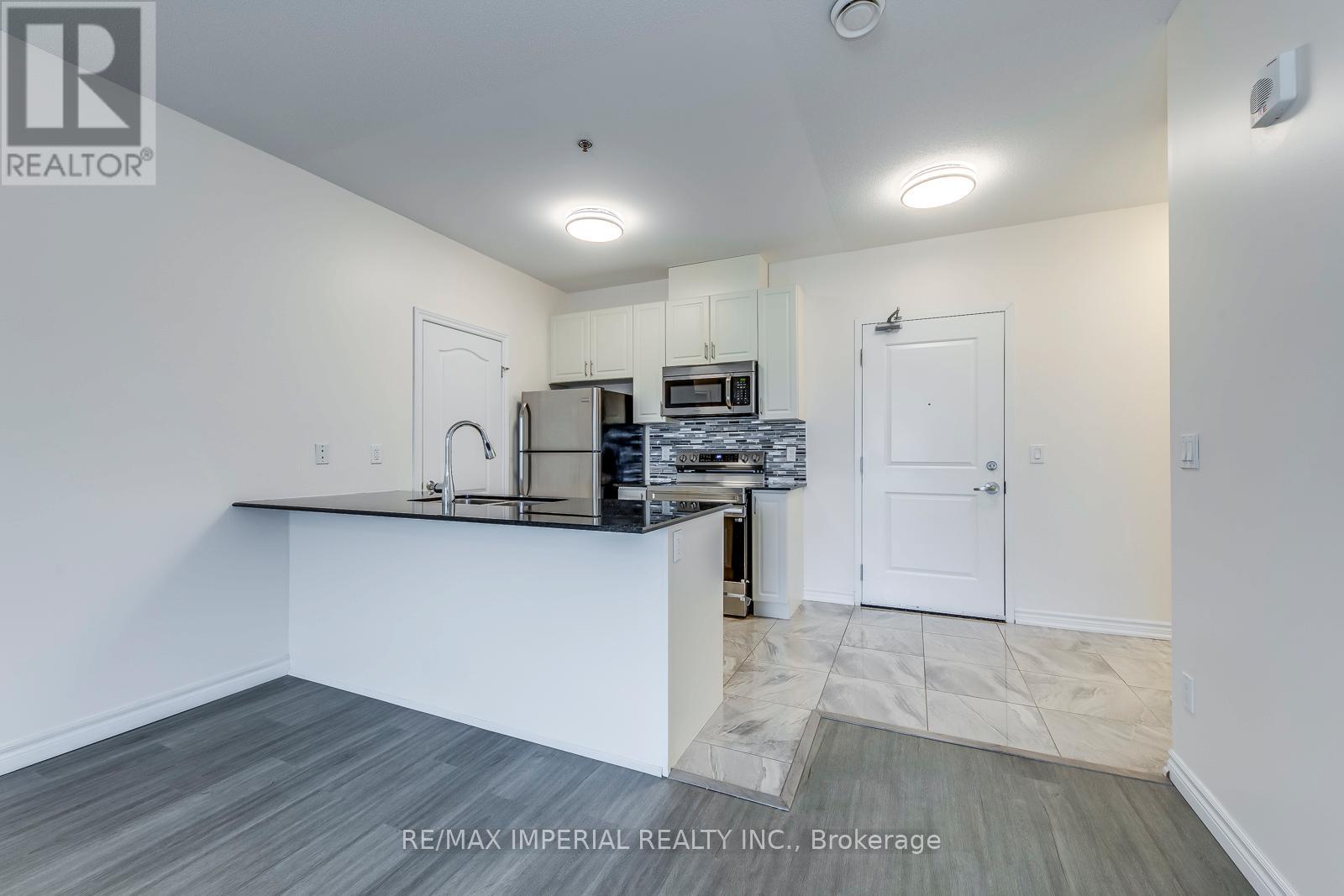 309 - 1360 Costigan Road, Milton, Ontario  L9T 0Y8 - Photo 10 - W12562510