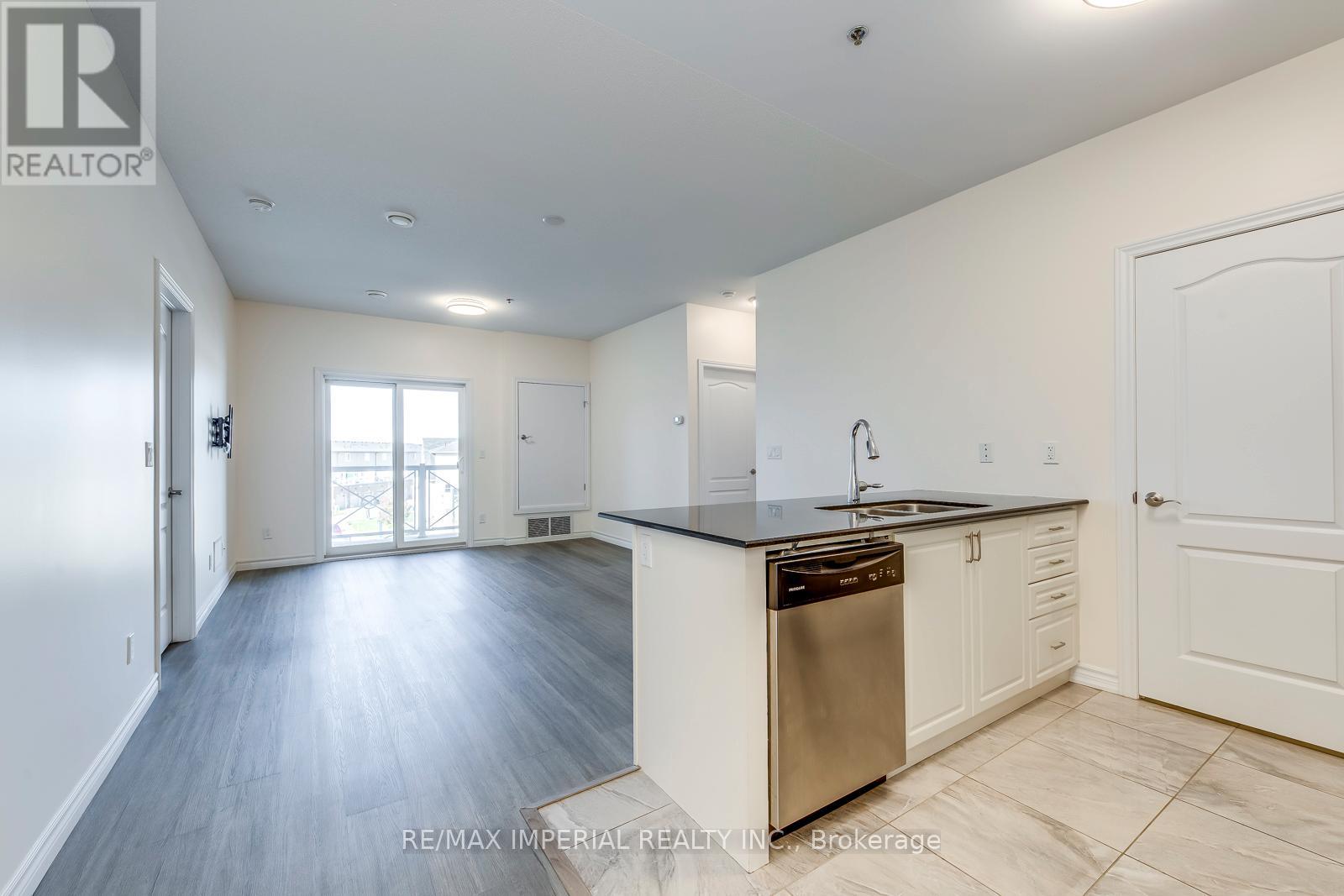 309 - 1360 Costigan Road, Milton, Ontario  L9T 0Y8 - Photo 12 - W12562510