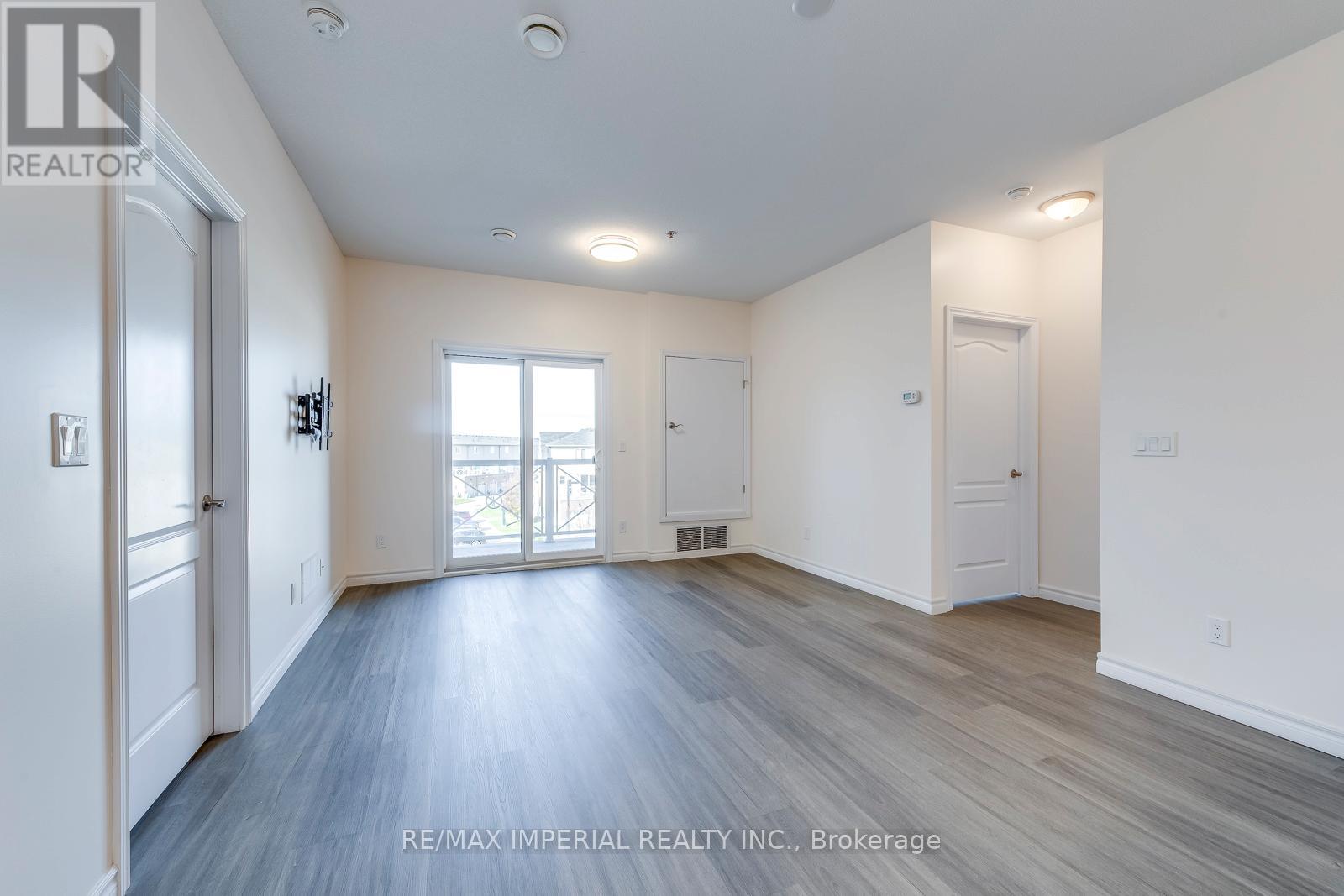 309 - 1360 Costigan Road, Milton, Ontario  L9T 0Y8 - Photo 13 - W12562510