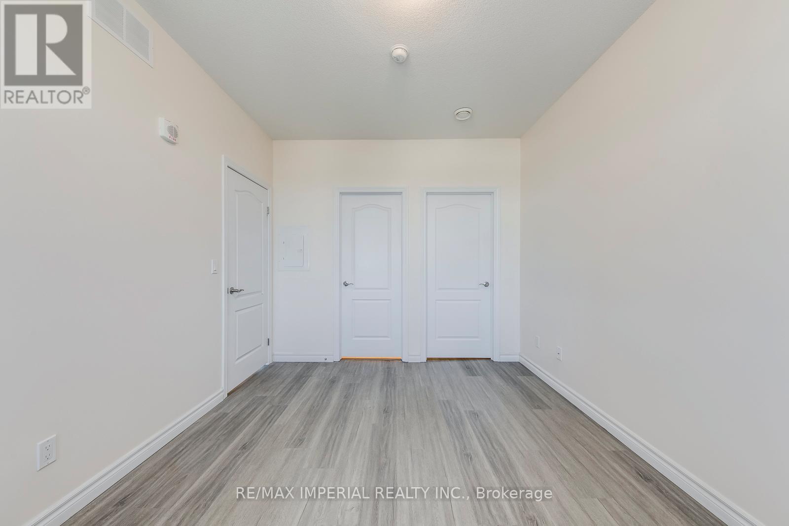 309 - 1360 Costigan Road, Milton, Ontario  L9T 0Y8 - Photo 21 - W12562510