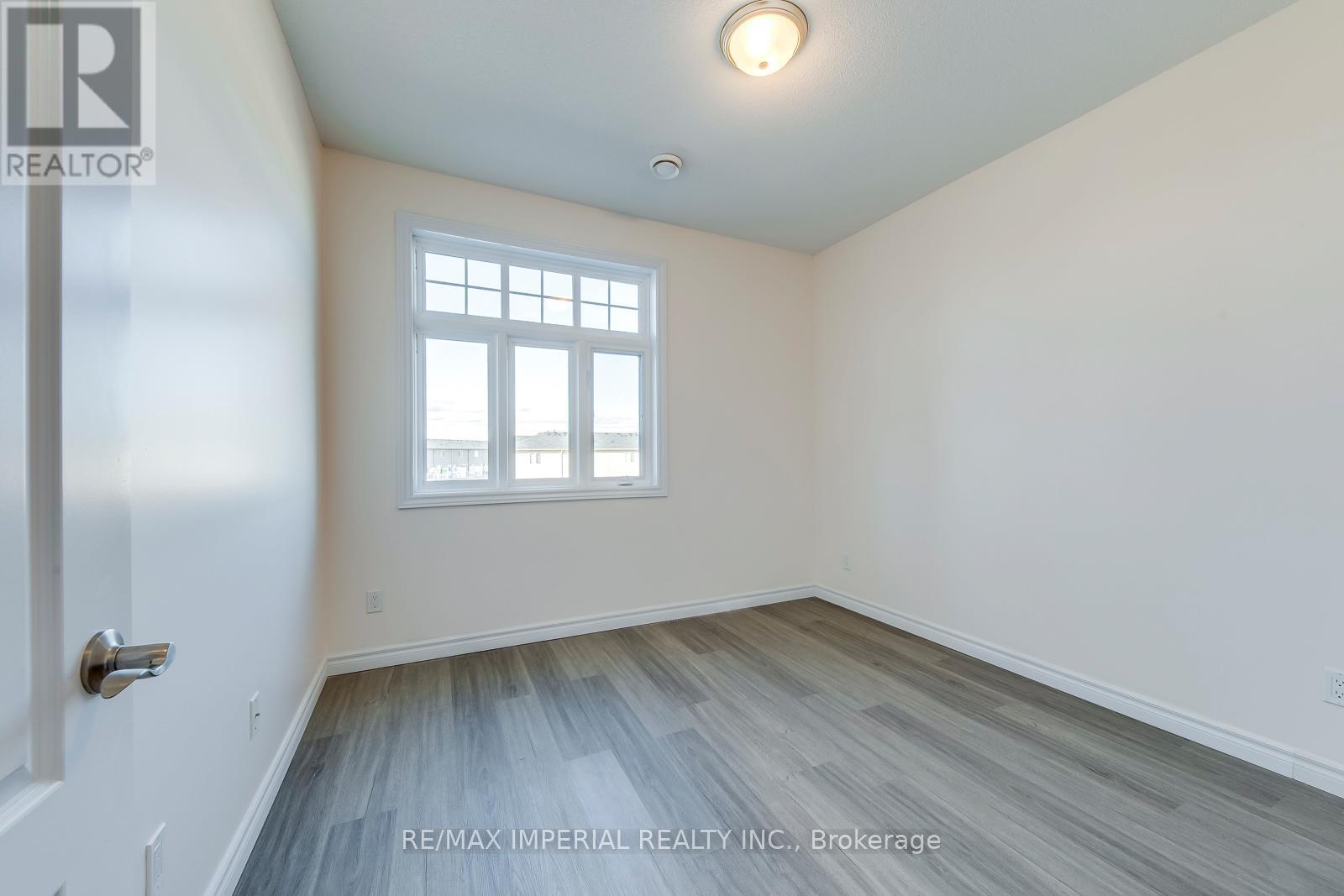 309 - 1360 Costigan Road, Milton, Ontario  L9T 0Y8 - Photo 24 - W12562510