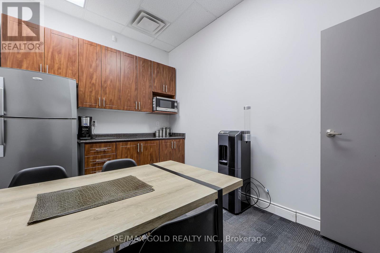 207 - 2970 Drew Road, Mississauga, Ontario  L4T 0A6 - Photo 7 - W12562546