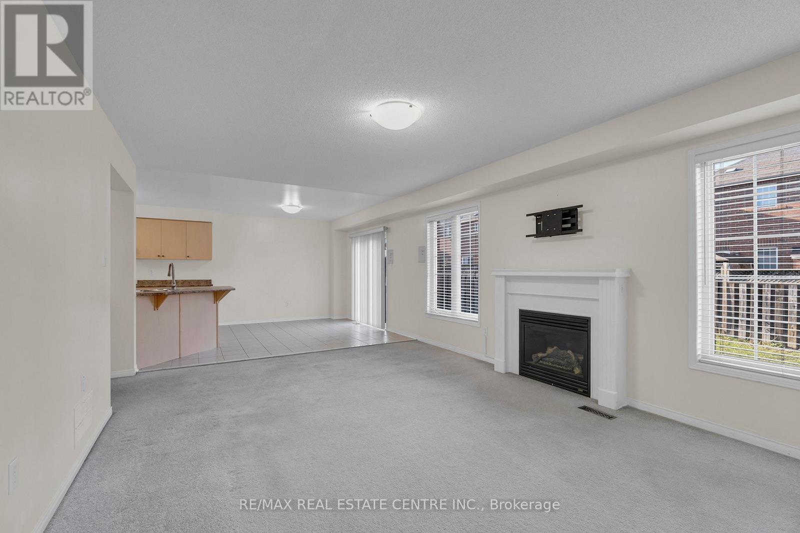 36 Capistro Street, Brampton, Ontario  L7A 3H7 - Photo 11 - W12562554