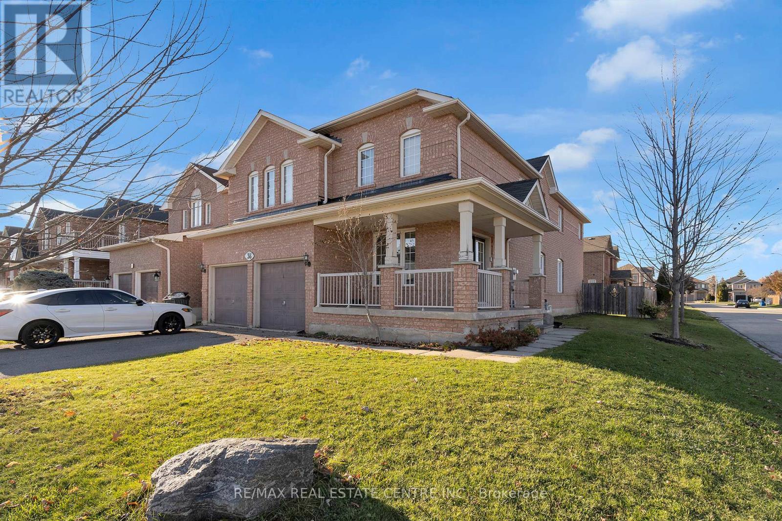 36 Capistro Street, Brampton, Ontario  L7A 3H7 - Photo 2 - W12562554