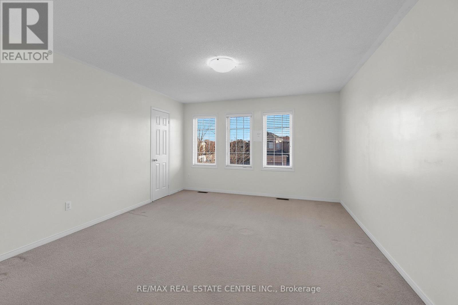 36 Capistro Street, Brampton, Ontario  L7A 3H7 - Photo 38 - W12562554