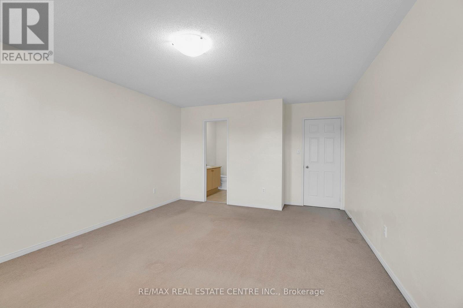 36 Capistro Street, Brampton, Ontario  L7A 3H7 - Photo 39 - W12562554