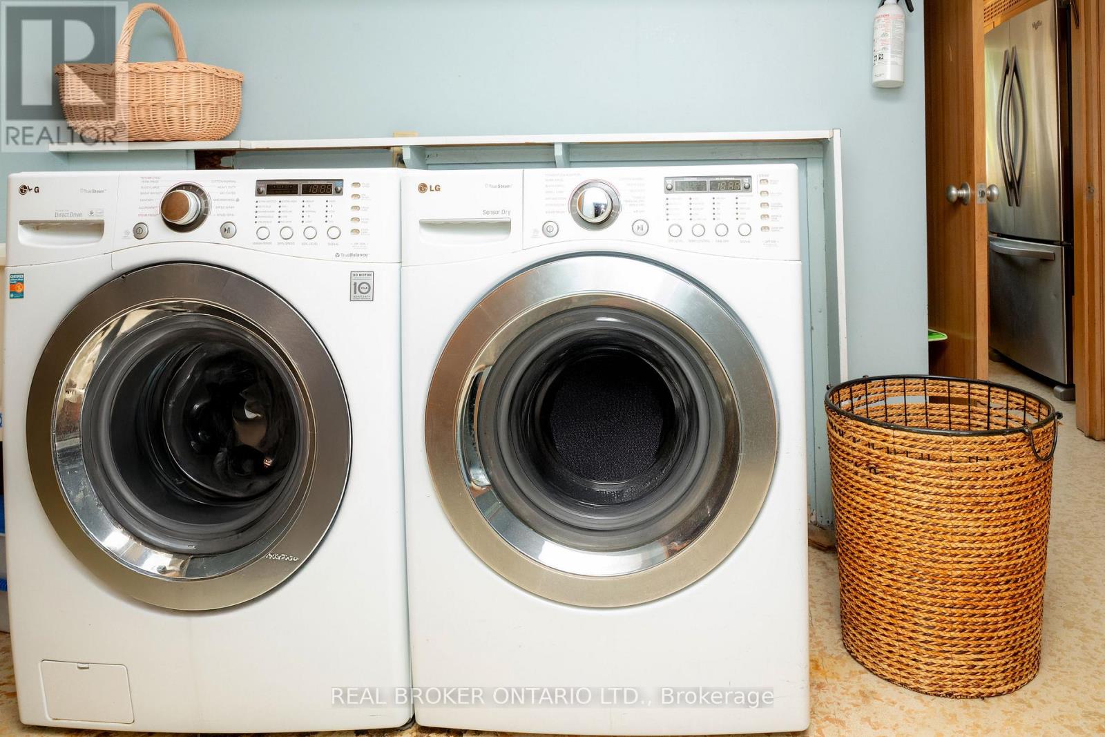 90 Winston Avenue, Hamilton, Ontario  L8S 2S6 - Photo 25 - X12382049